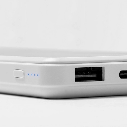 BATERÍA EXTERNA DE 8000 MAH DILBAR REF PB3356 ROLY
